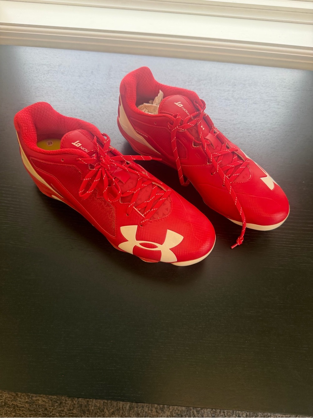 Under Armour Red and White Deception Low Metal Cleats Size 12 New Without Box
